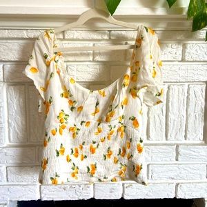 White. Lemon pattern. Shirt from Abercrombie. Size medium. NWT.